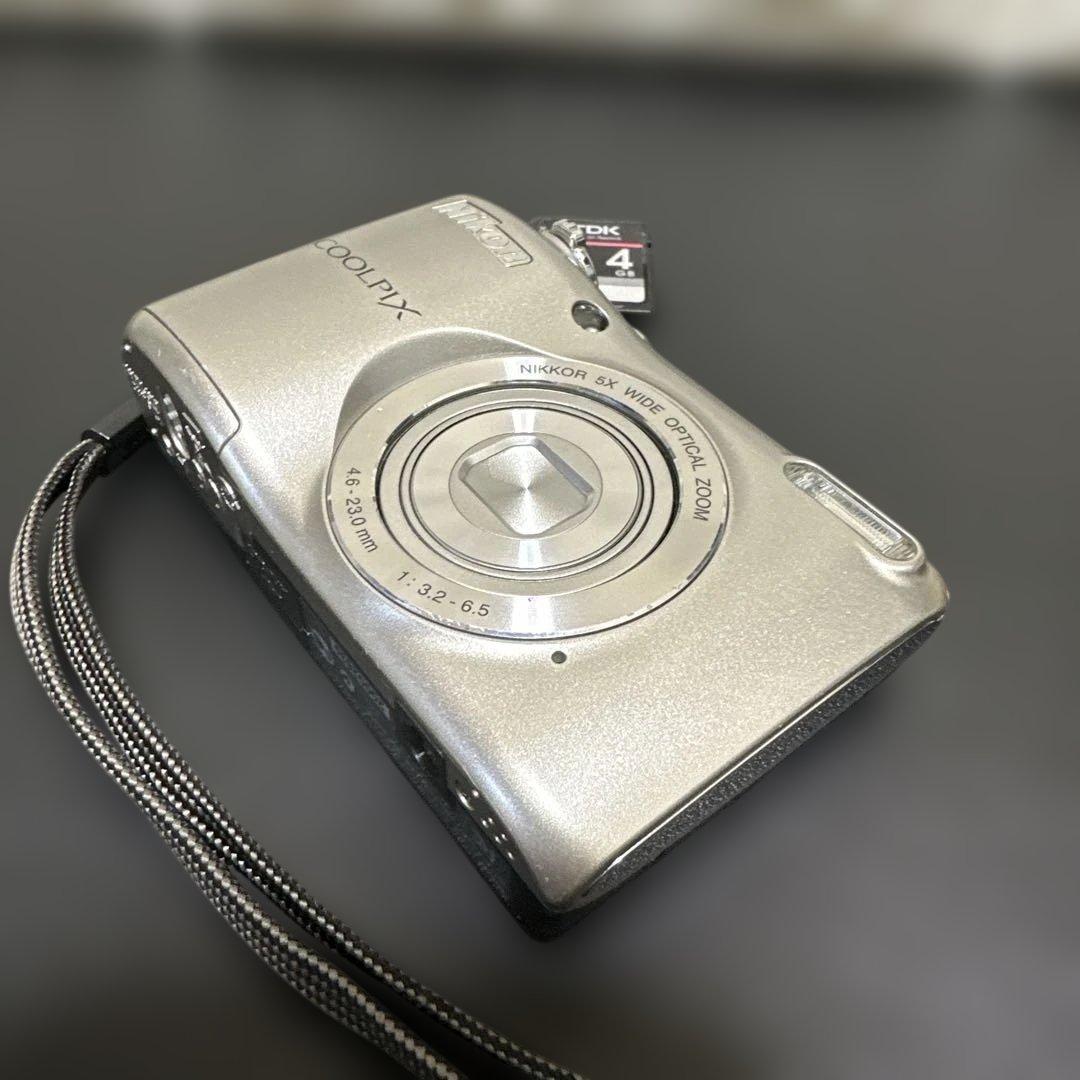 美品　Nikon COOLPIX L26 動作確認済　単三電池式　SDカード付き