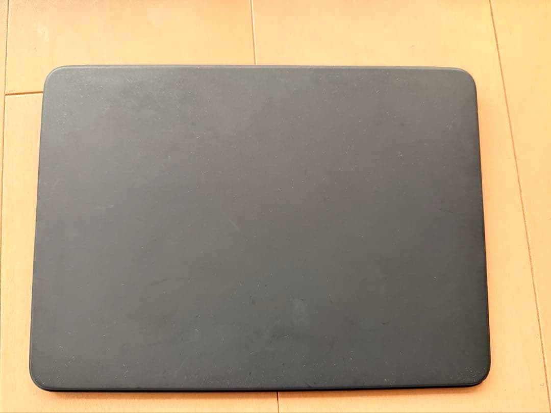 T*i様 iPad Smart Keyboard Folio A2038