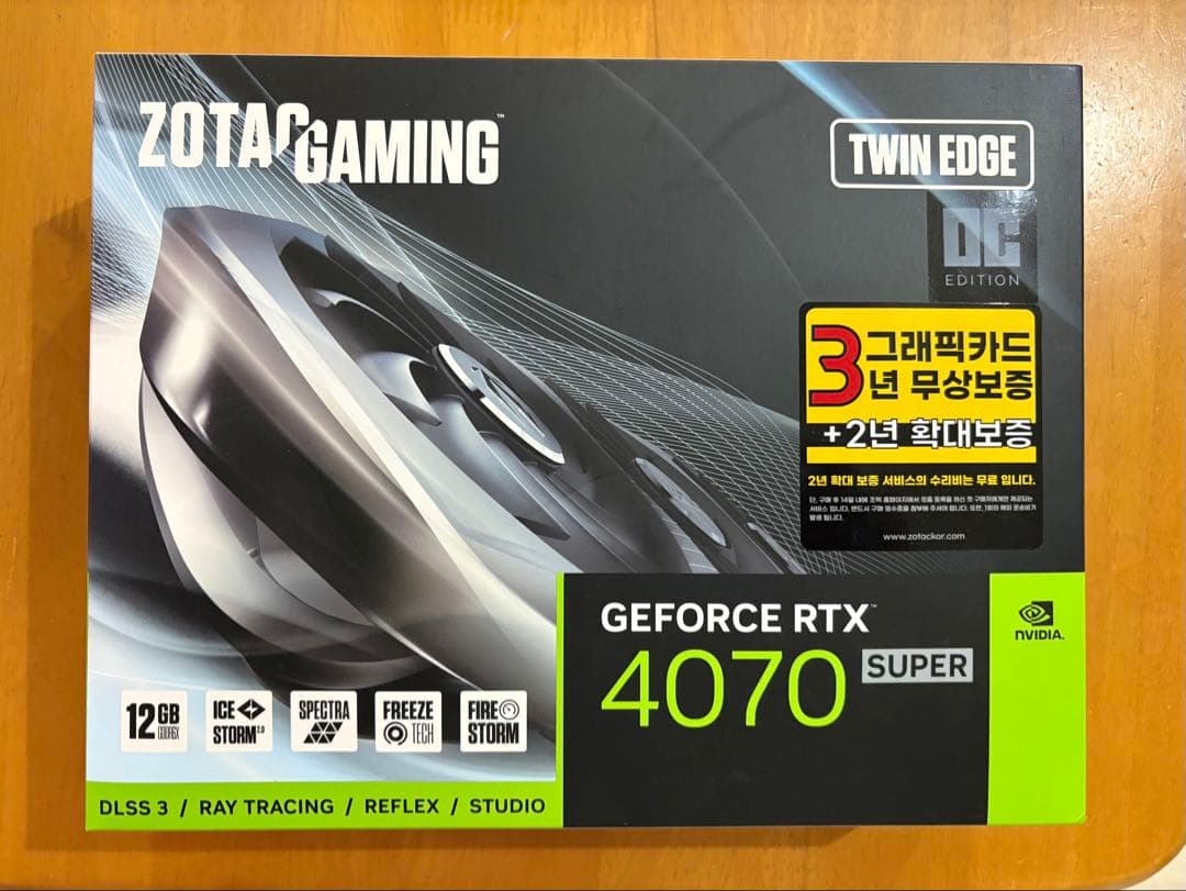 4/5までオマケ有【美品】ZOTAC GAMING RTX 4070 SUPER