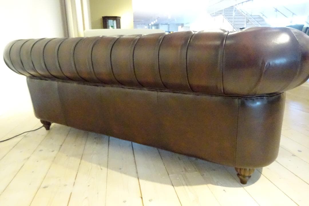 Martin28【極上】チェスターフィールド クラブマン　3人掛けソファ