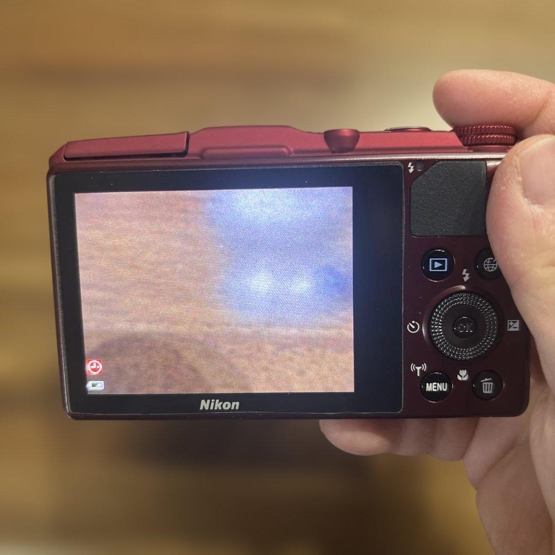 Nikon COOLPIX S9700 赤