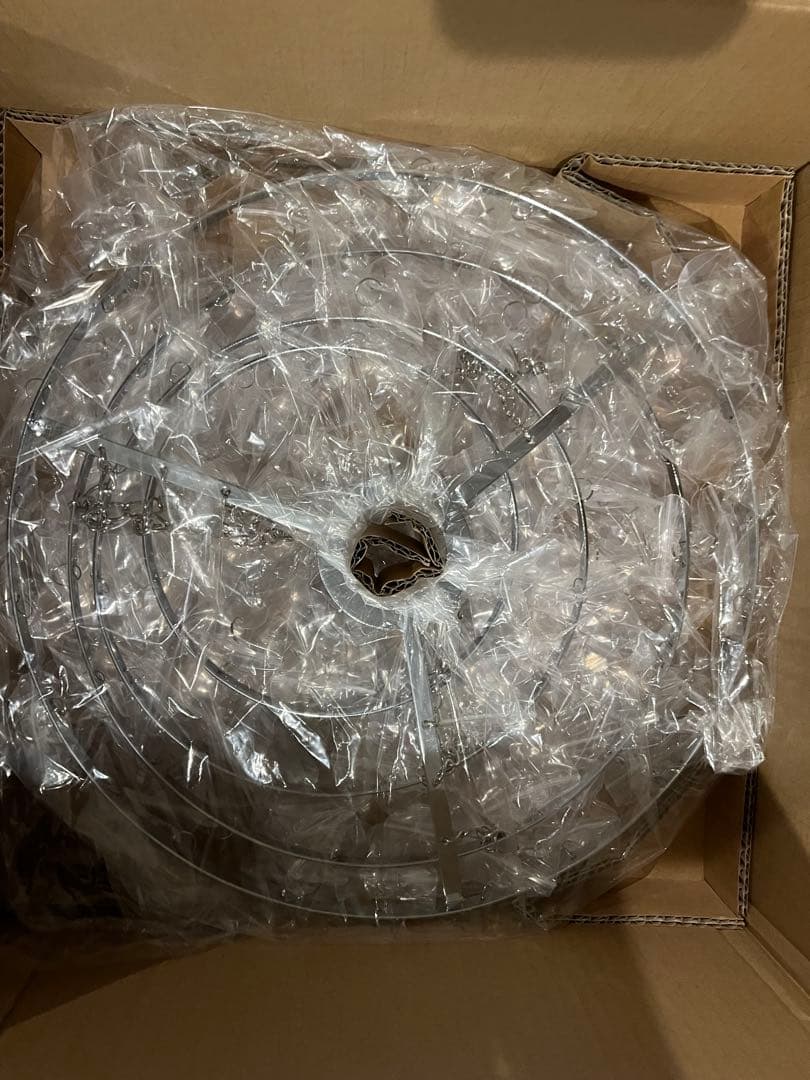 D*8様 クリスタルシャンデリア