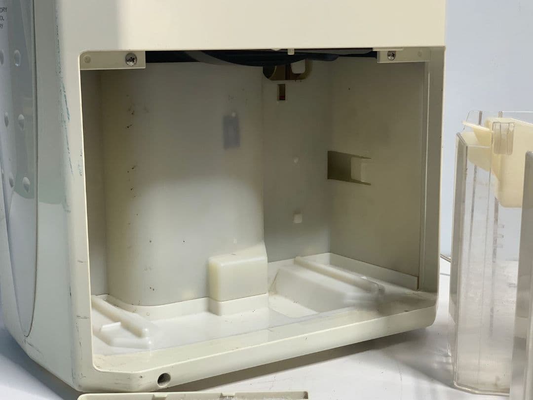 コロナ 冷風.衣類乾燥除湿機 CDM-1413 、2013年製 ホワイト