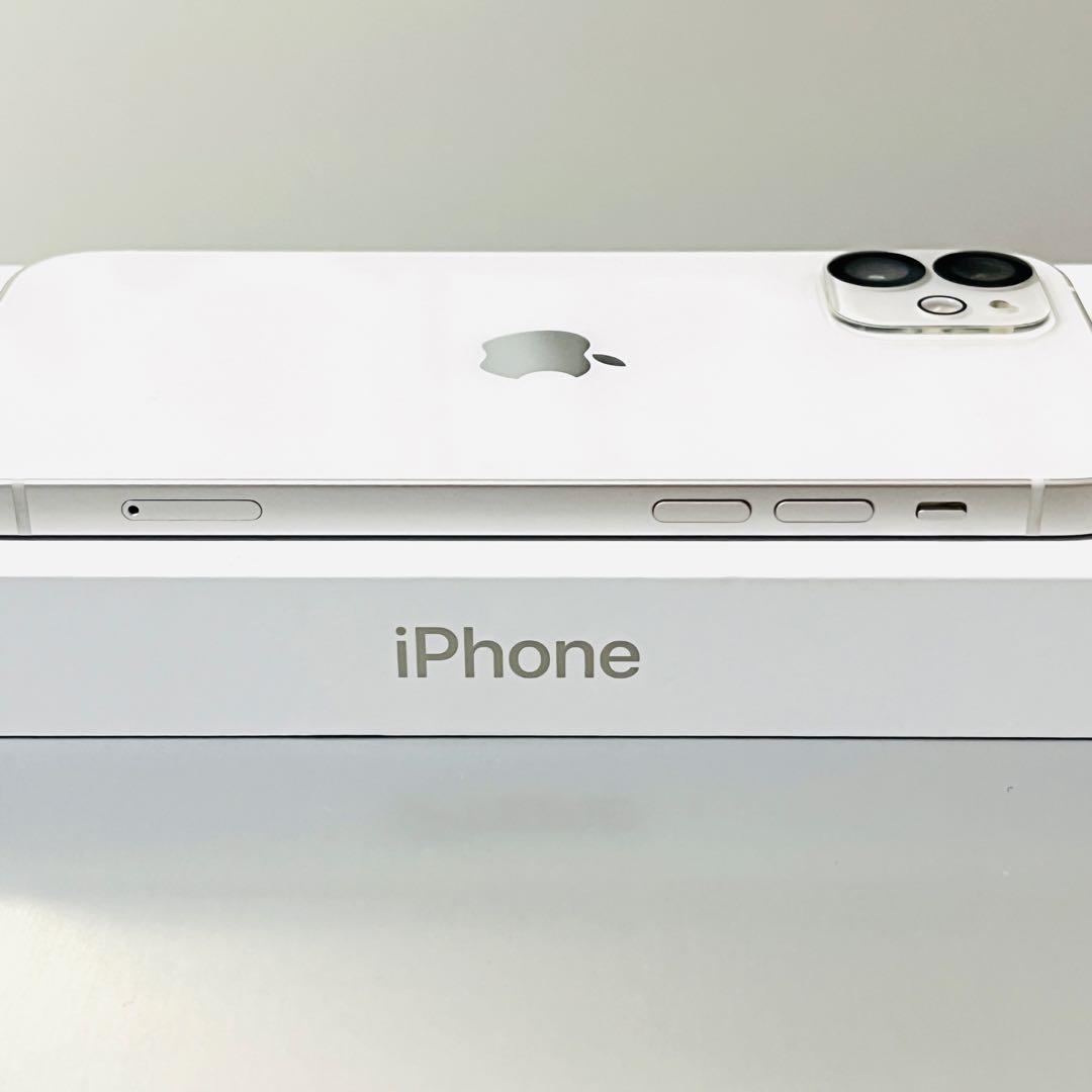 【美品】iPhone 12 本体 128GB SIMフリー （ホワイト）送料無料