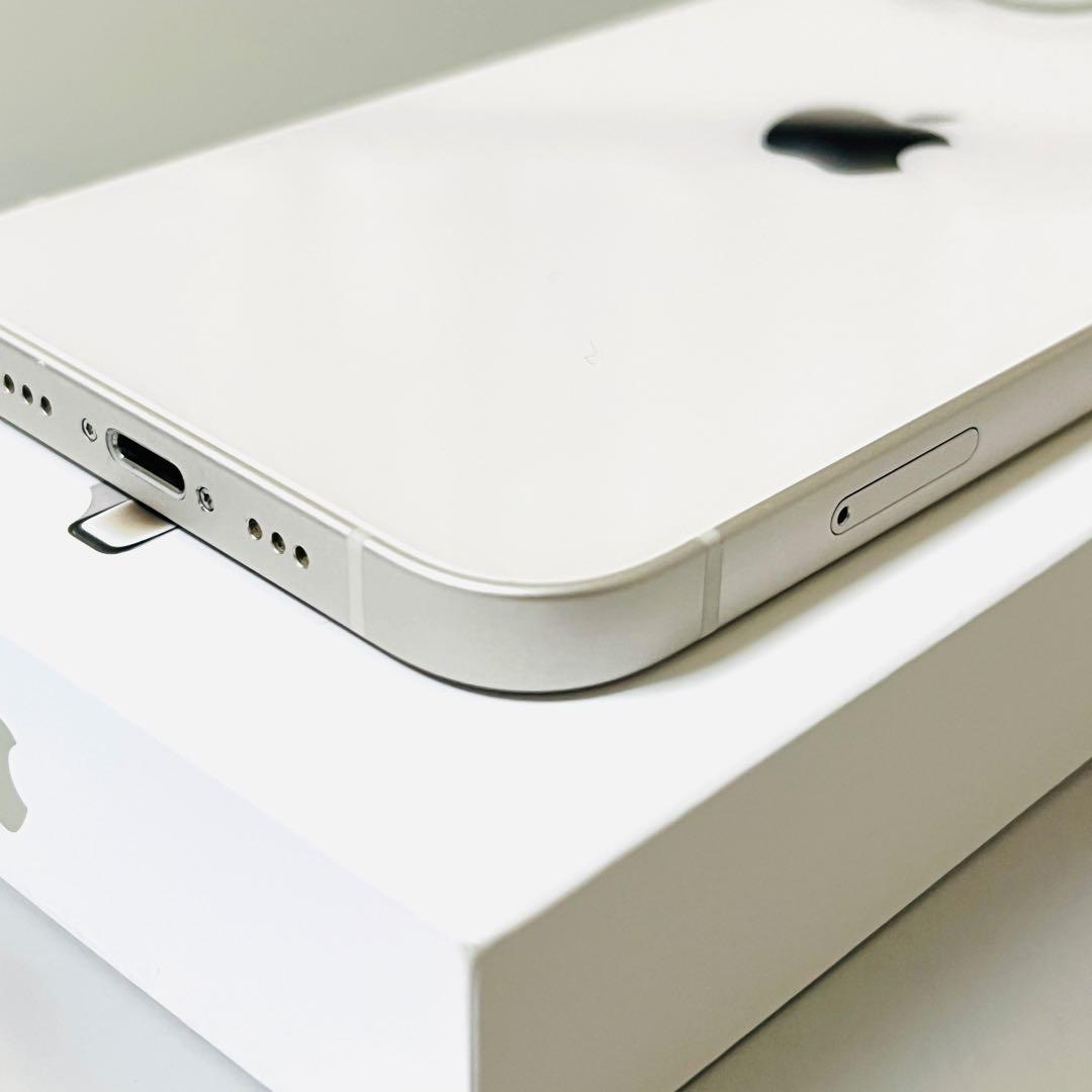 【美品】iPhone 12 本体 128GB SIMフリー （ホワイト）送料無料