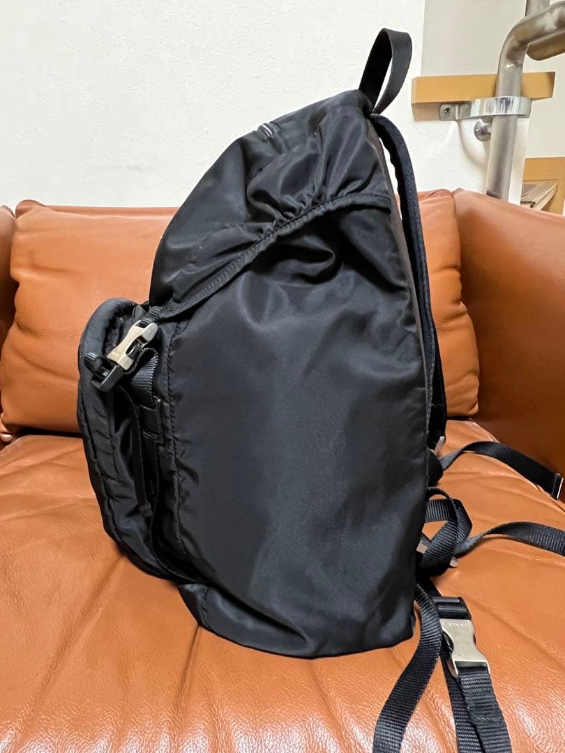 美品 PRADA プラダ リュック バックパック 三角ロゴ