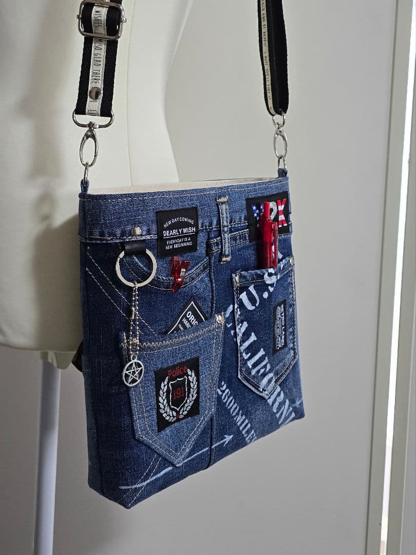 大きめ デニムリメイクバッグ ファスナー ＆ カジュアルサコッシュ 2点