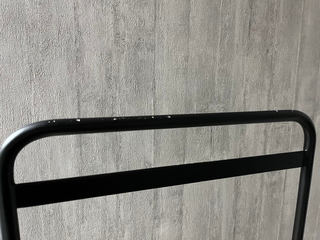 ハンガーラック・ポールハンガー IDEE WALLABY HANGER STAND