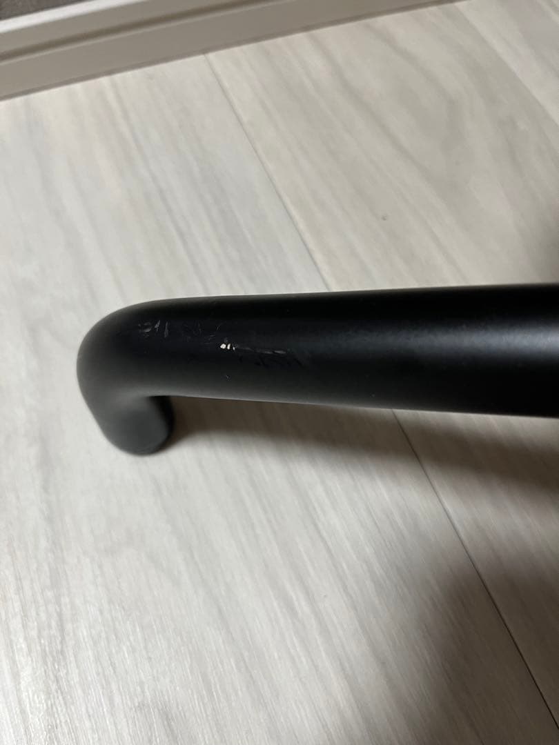 ハンガーラック・ポールハンガー IDEE WALLABY HANGER STAND