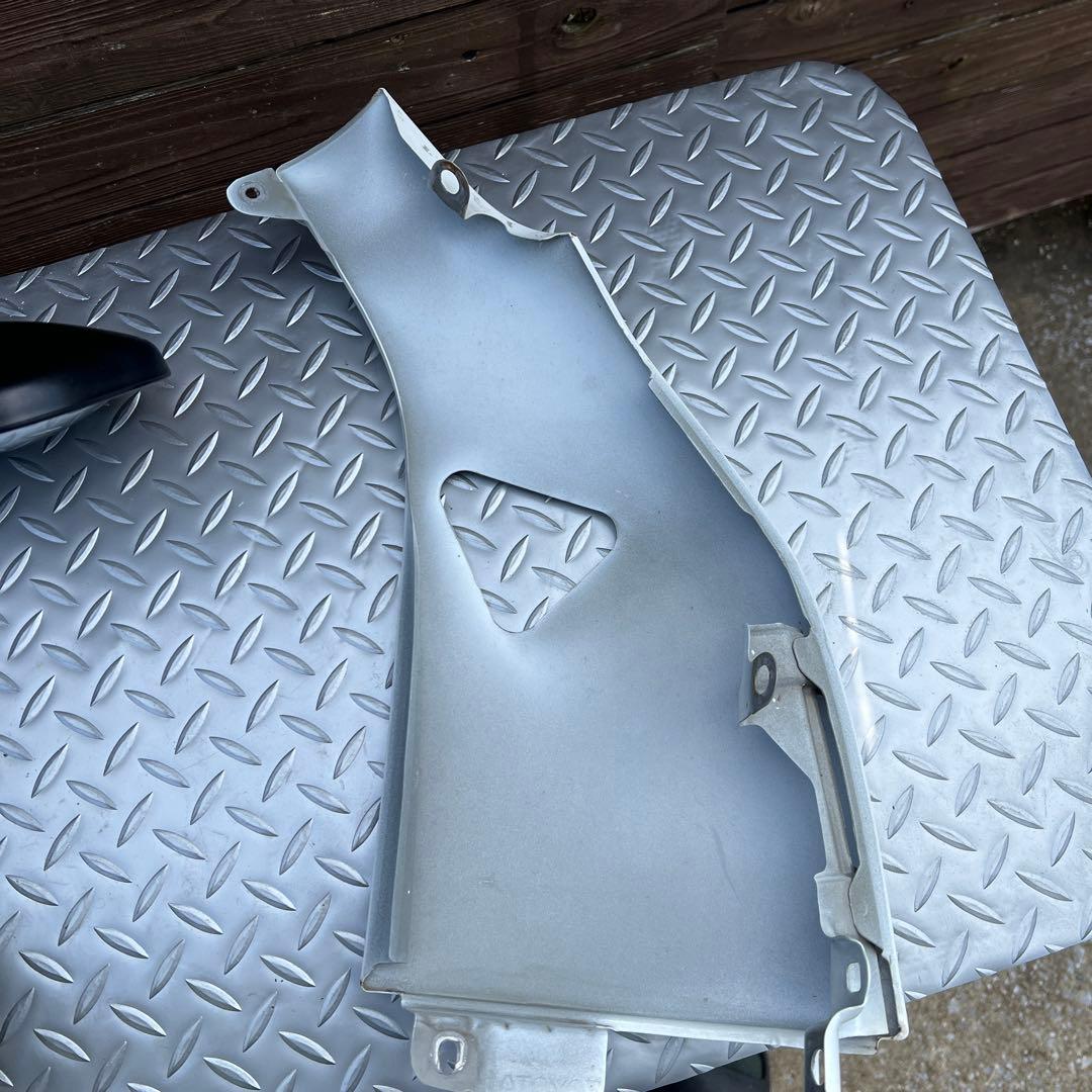 ハイエース200系7型 純正　左コーナーパネルガッツミラーセット　パールホワイト