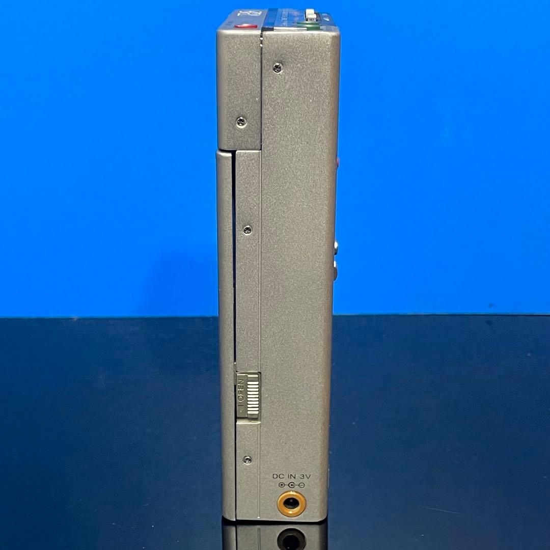 SONY WM-F2 FMステレオカセットコーダー　通電のみ