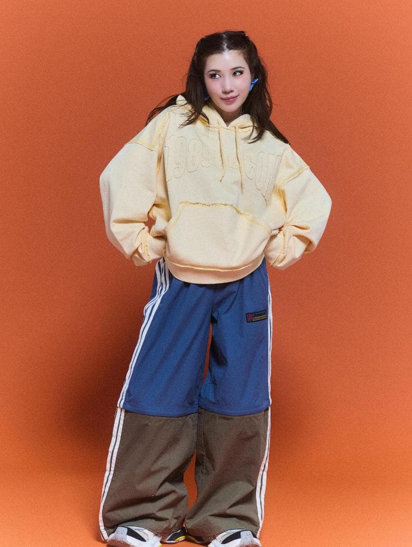 即完売品 新品 仲里依紗 Re. アールイードット 生地ロゴフーディー イエロー