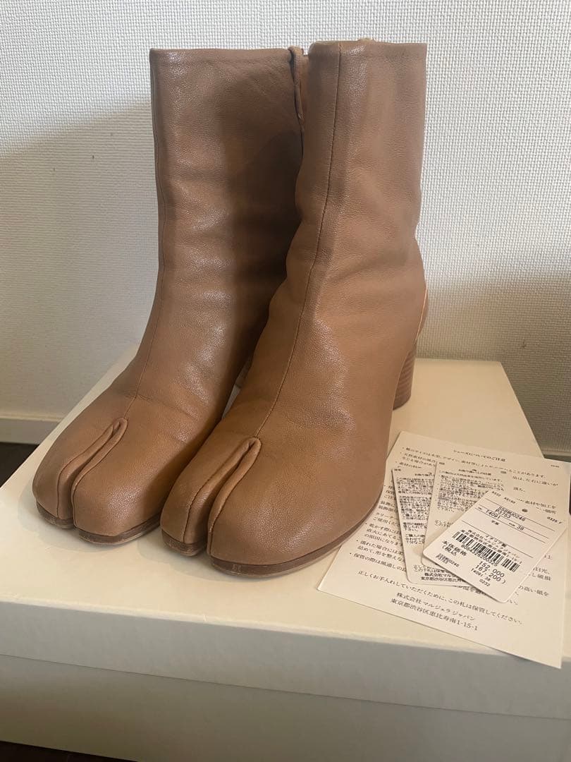 MaisonMargielaタビブーツ　ベージュ38サイズ