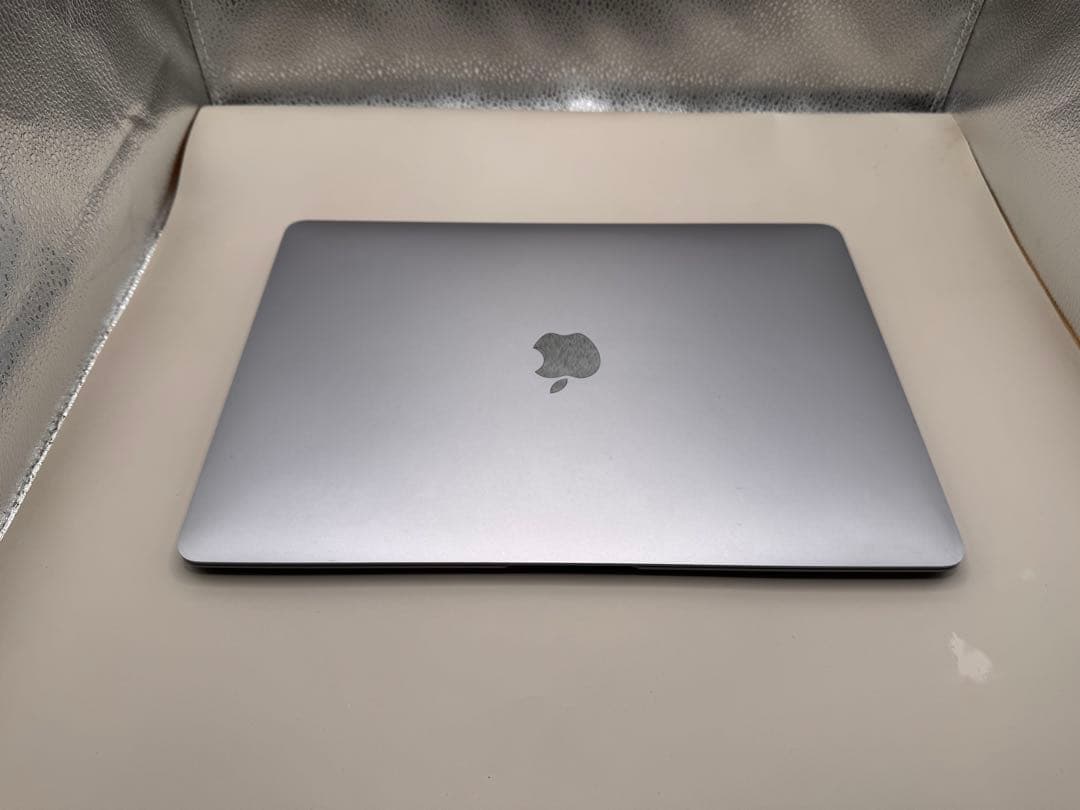 MacBook Air (M1, 2020) メモリ16G