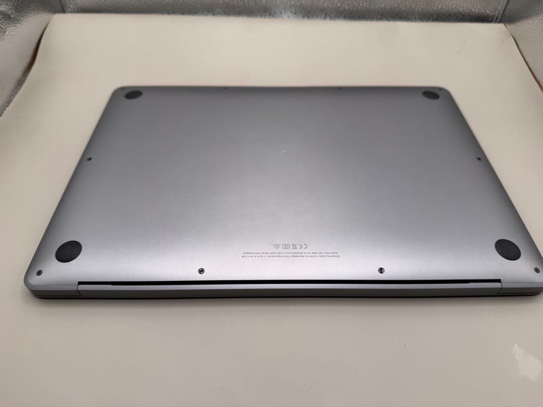 MacBook Air (M1, 2020) メモリ16G