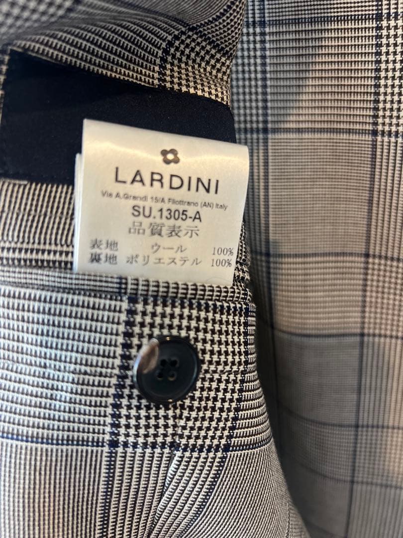 【極美品23万】 LARDINI ラルディーニ 3ピース スーツ 48