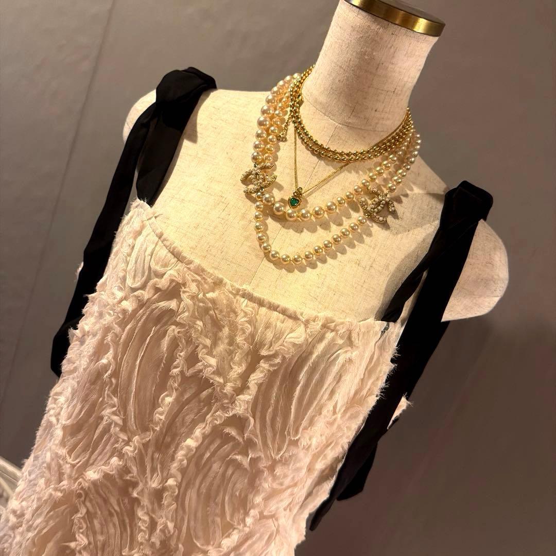 【2万円】sample sale ブラックリボン　立体刺繍デザイン　ワンピース