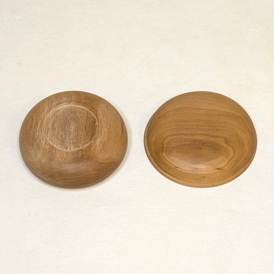 【特価・新品】 香合　白檀　蛤型　2.3寸(約6.9cm)