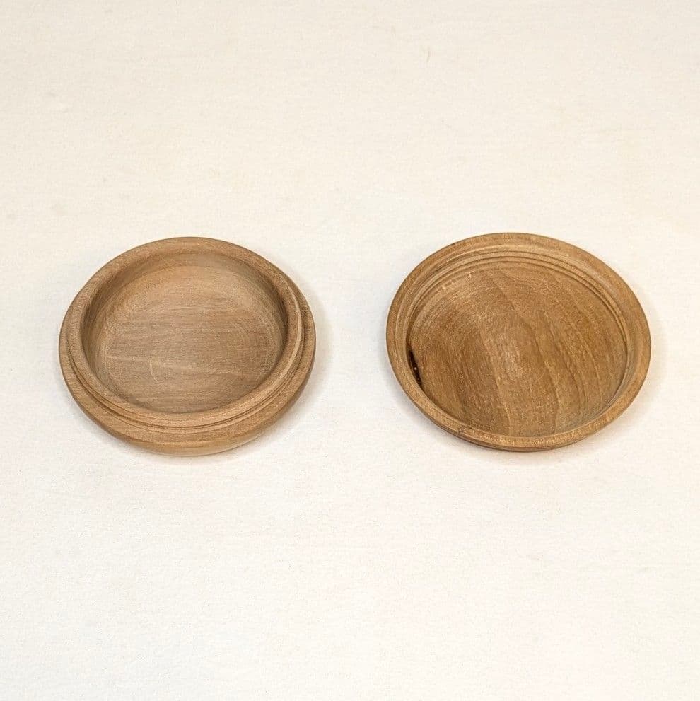 【特価・新品】 香合　白檀　蛤型　2.3寸(約6.9cm)