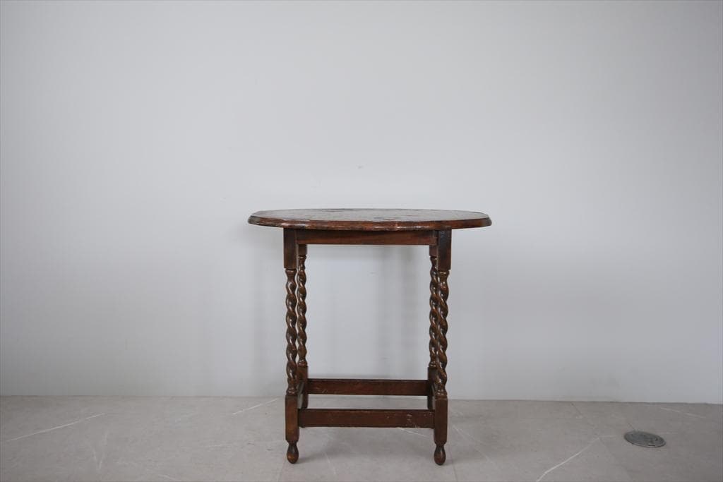 英国アンティーク木製サイドテーブル/オケージョナル机/飾り棚/花台(79-40)