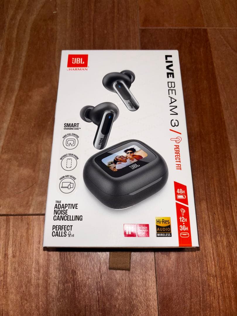 【値下げ】JBL LIVE BEAM 3 ワイヤレスイヤホン※液晶に赤いスジ有り