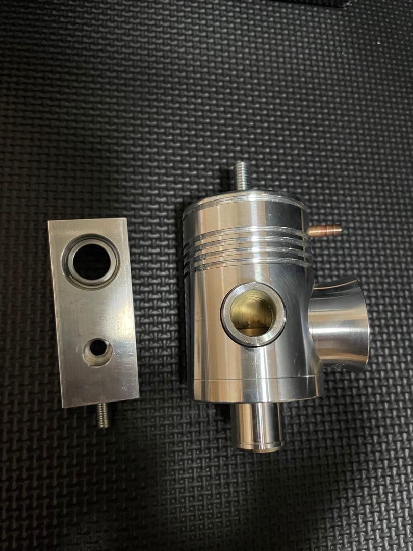 ジムニー　jb64 ブローオフ　TAKE OFF PUSHUN R SS