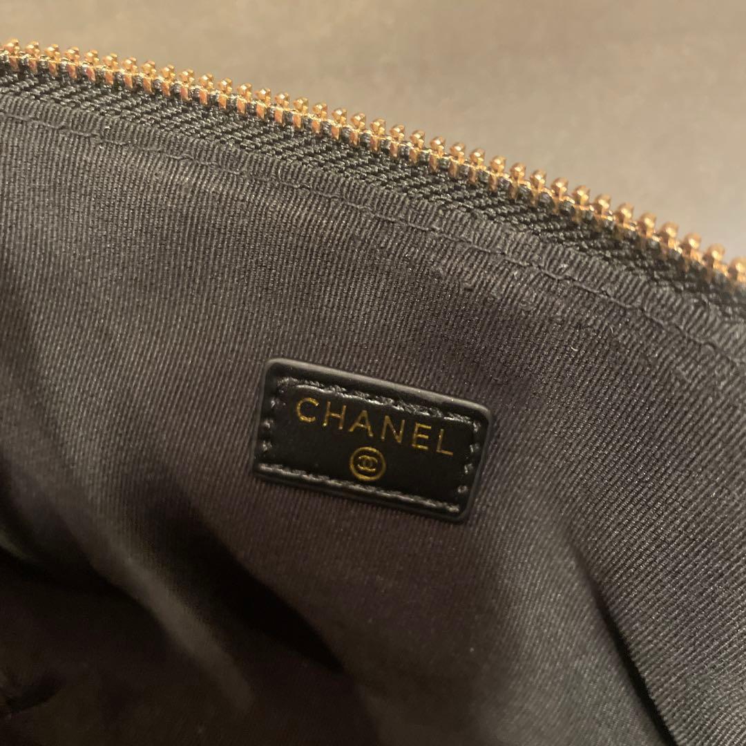 新品未使用　CHANEL ブラック ノベルティ　ポーチ　限定　非売品　シャネル