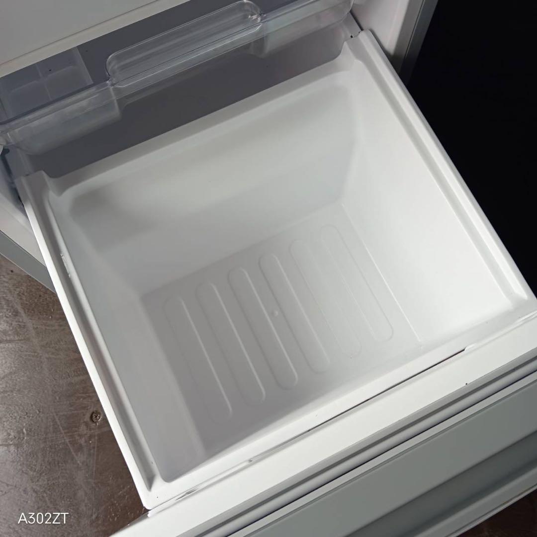 325送料設置無料 SHARP　冷蔵庫　22年製 152L 左右付け替え扉❗️