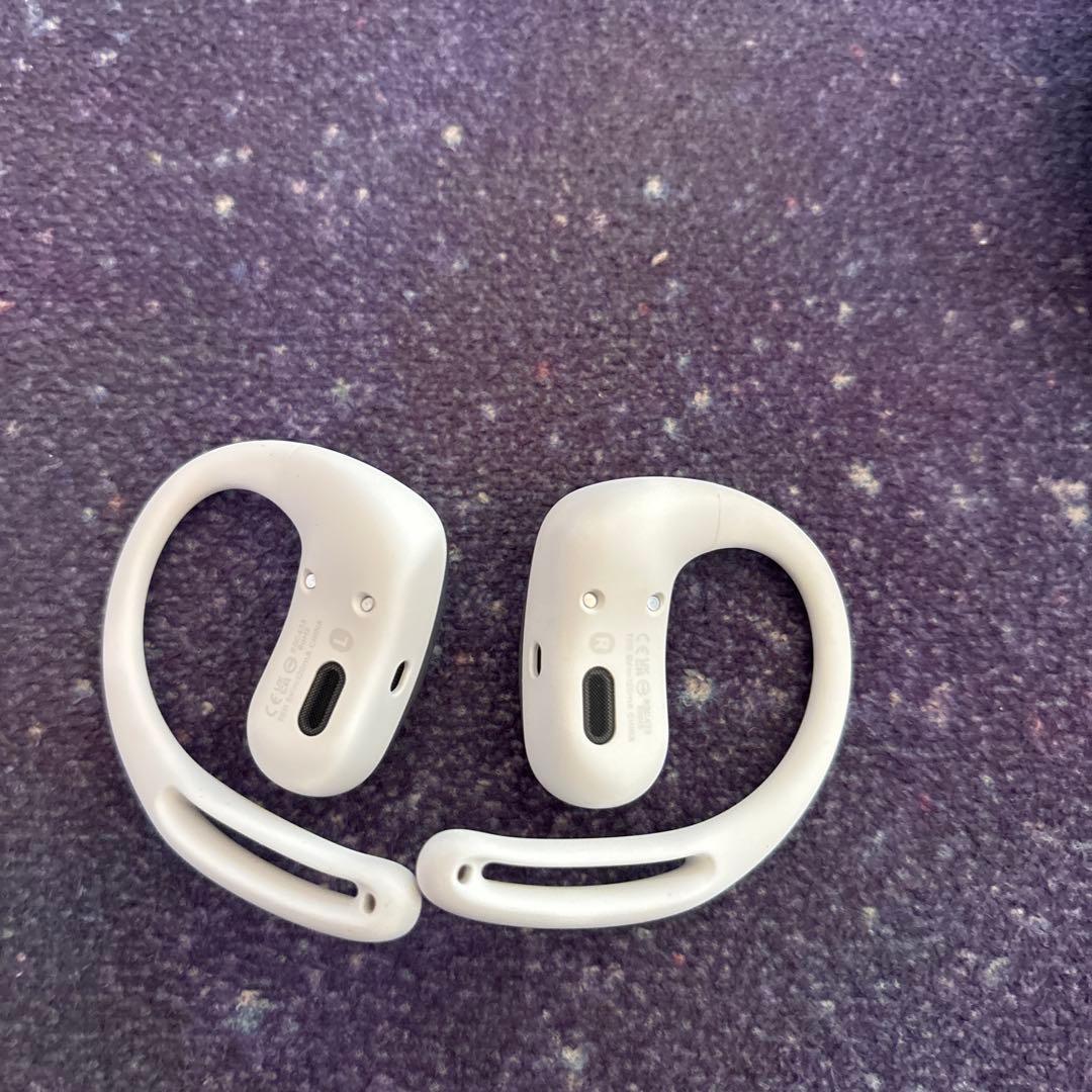 SHOKZ 骨伝導イヤホン ホワイト 充電ケース付き