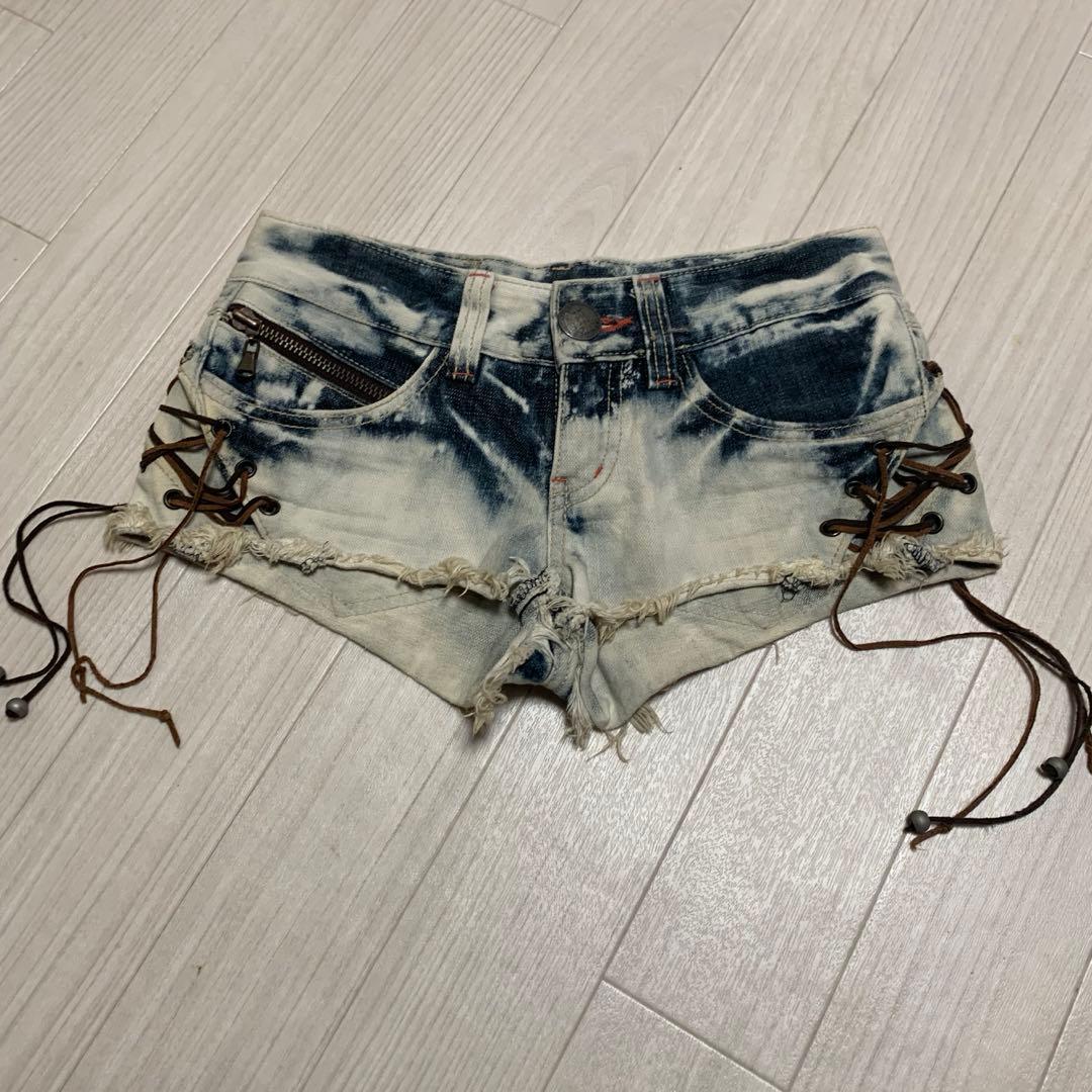 d.i.a. デニムショートパンツ