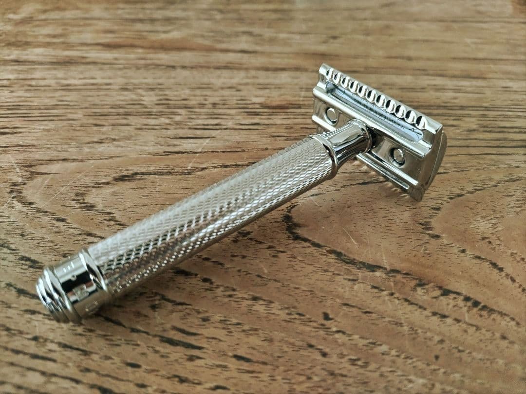 ミューレ 両刃 カミソリ・クラシックレイザー クローズドコム メタル R89