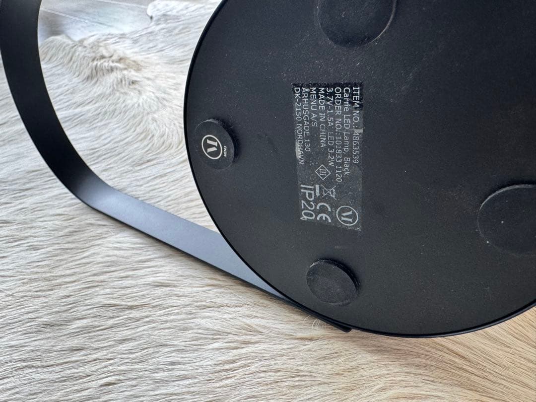 Carrie Table Lamp ブラック 48635339