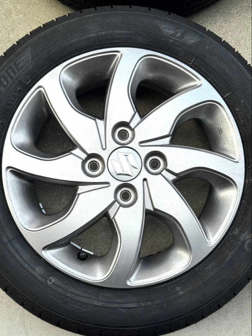 パレット純正ホイール美品 タイヤ2023年製新品 14インチ