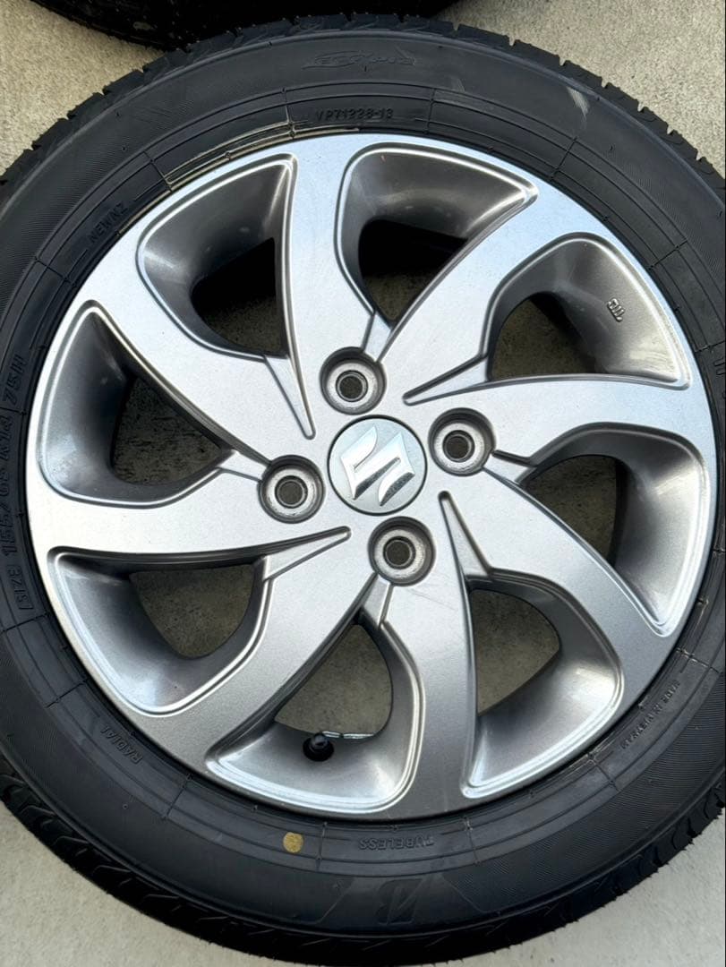 パレット純正ホイール美品 タイヤ2023年製新品 14インチ