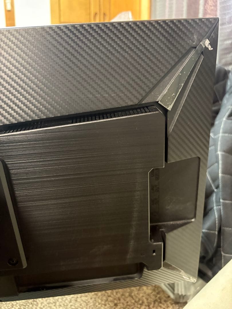 <y>GigaCrysta モニター 本体 ケーブル付き