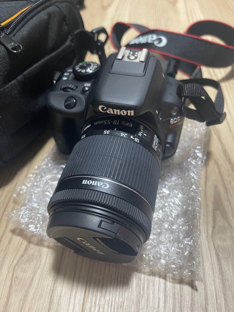 Canon EOS Kiss X7 本体と付属品