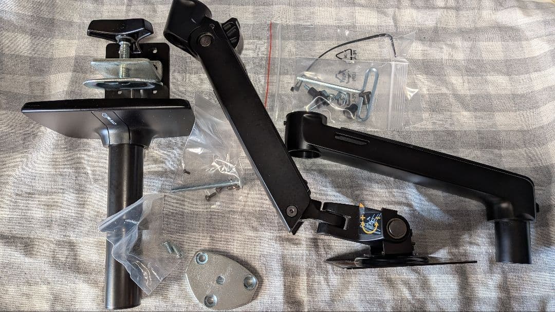 モニターアームAmazonベーシック エルゴトロンLX oem