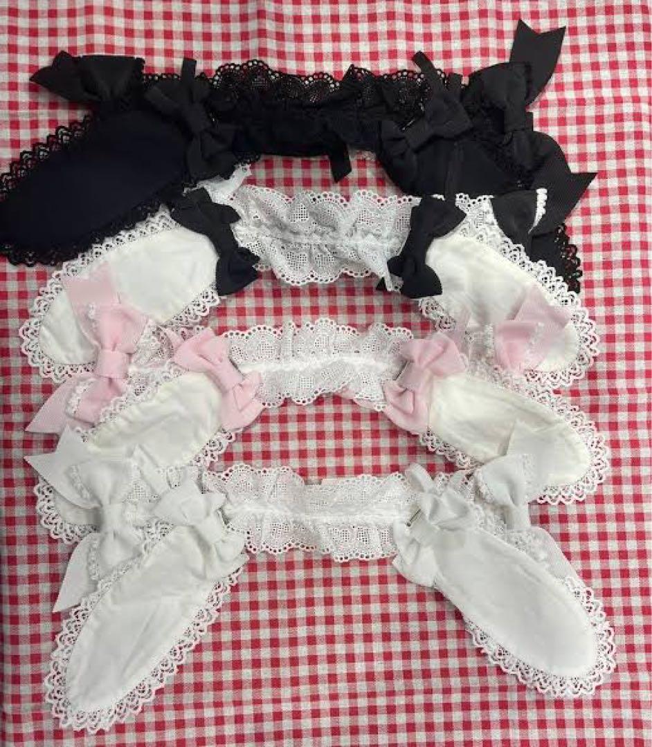 ♡うさくみゃちゃんのうさみみヘッドドレス♡黒×オフ白レース×黒リボン♡