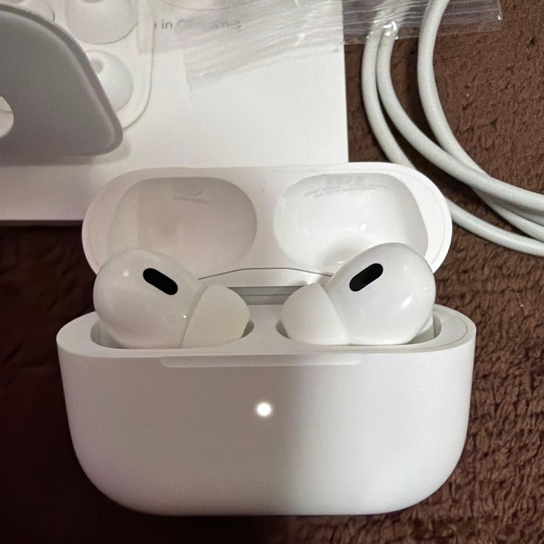 AirPods Pro 第2世代 lightning ＋保護ケース　箱付
