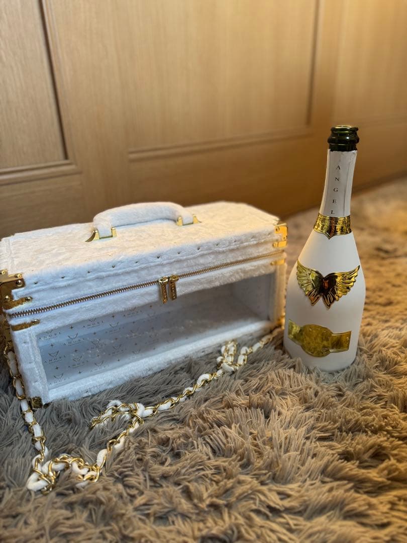 エンジェルシャンパン　空瓶、箱　セット売り