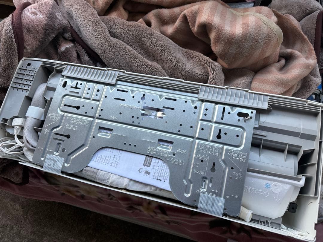 室外機も送料込 2023年製 6畳用 パナソニック エアコン クーラー2.2kw