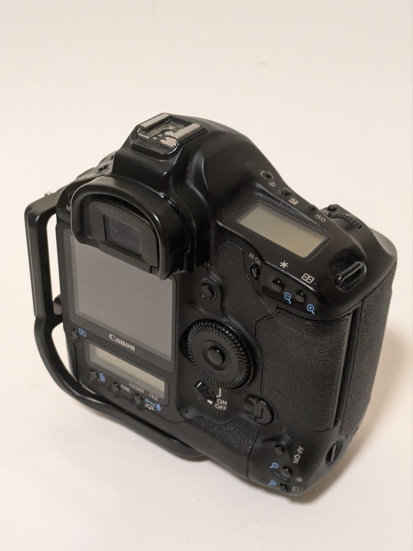 Canon EOS 1Ds Mark III デジタル一眼レフ アルカスイス付き