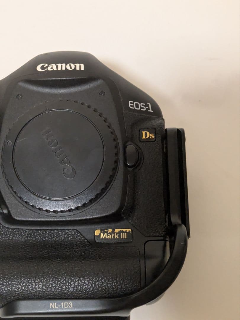Canon EOS 1Ds Mark III デジタル一眼レフ アルカスイス付き