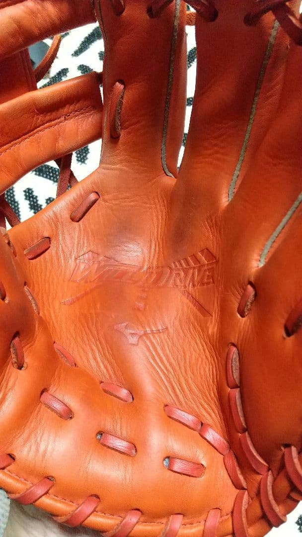 ミズノ 軟式グローブ オレンジ 内野手用