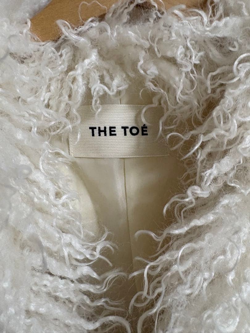 THETOE white far coat ファーコート Mサイズ