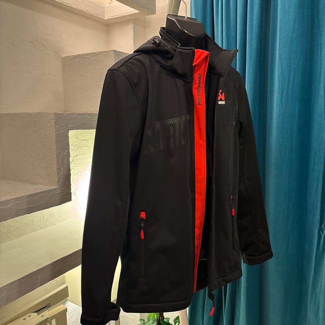 AKRAPOVIC フード付きジャケット 黒　L