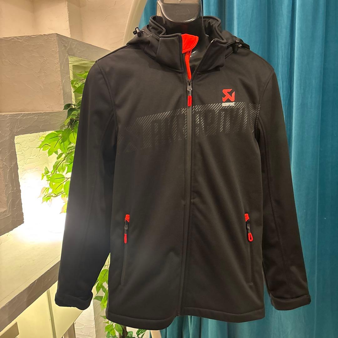 AKRAPOVIC フード付きジャケット 黒　L