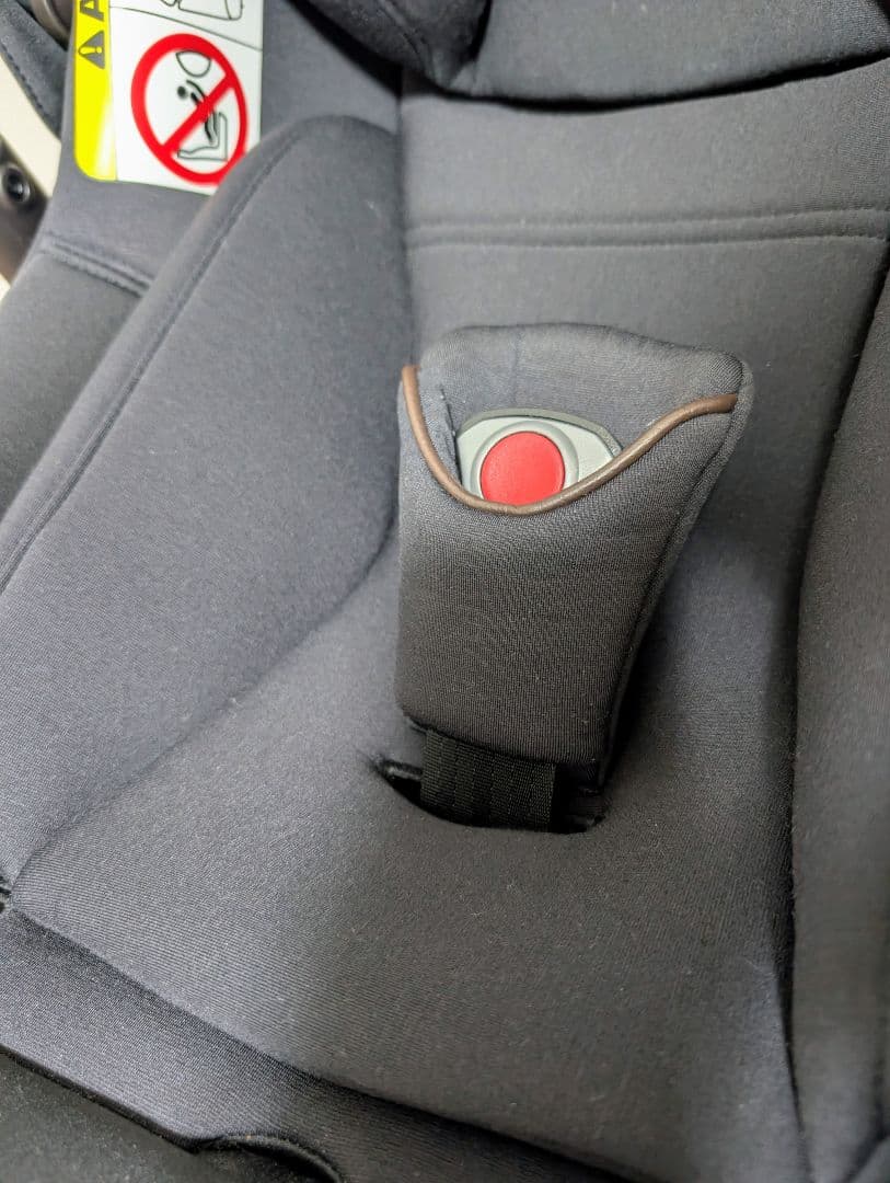 美品【nuna ヌナ ベビーシート ピパ アーバン2 キャビア ISOFIX】