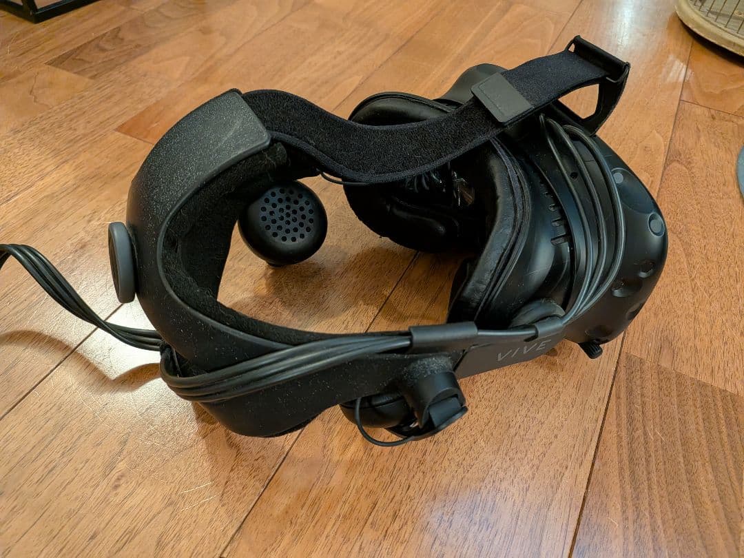 HTC VIVE VRヘッドセット コントローラー付き