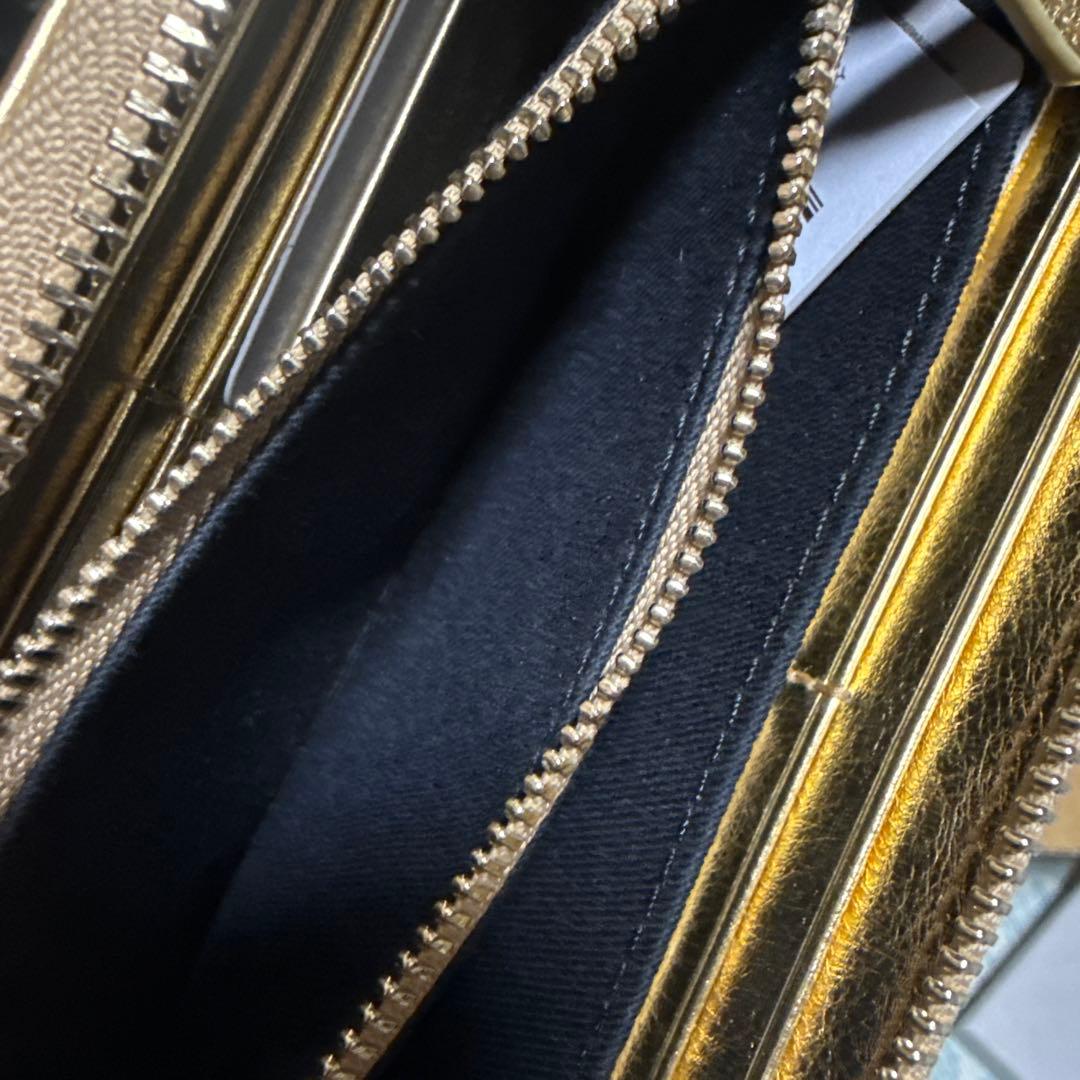 【箱付未使用品】ヴィヴィアンウエストウッド ラウンドファスナー 長財布 ゴールド